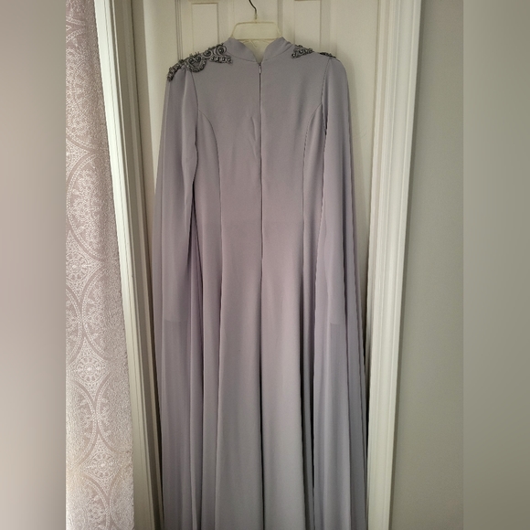 Modanisa Grey long-sleeved dress - Picture 8 of 9